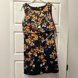 Karen Millen Dress Size 8
Worn twice and dry cleaned